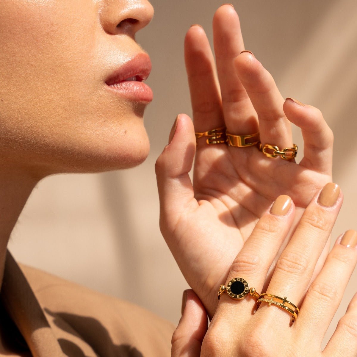 Rotating Ring with Roman Numerals, 18K Gold Plated