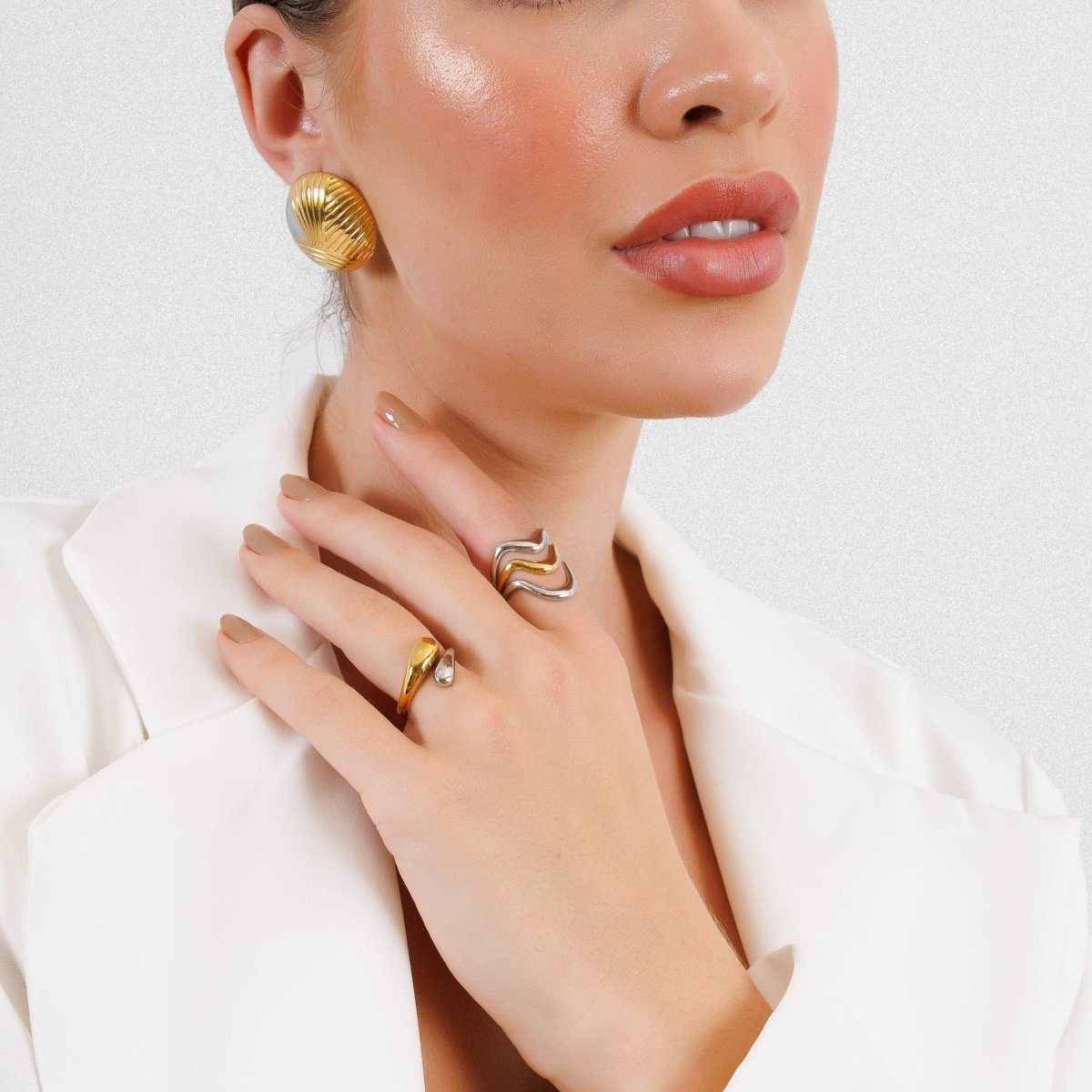 Adjustable Wave Ring with a Mix of Gold and Silver Plating