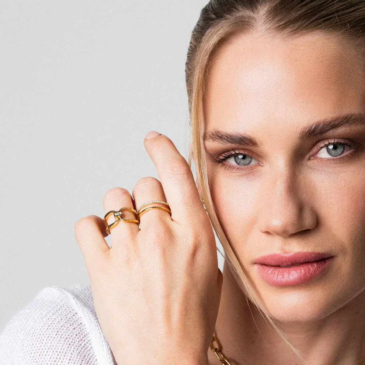 Tenderness Ring Plated in 18k Gold