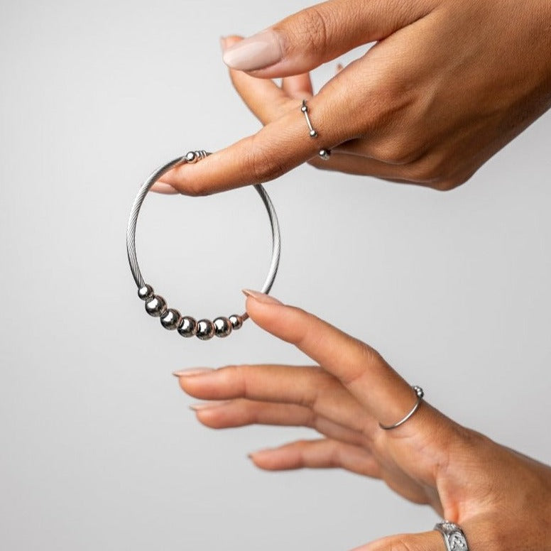 Adjustable Anti-stress Bracelet with Beads - Silver