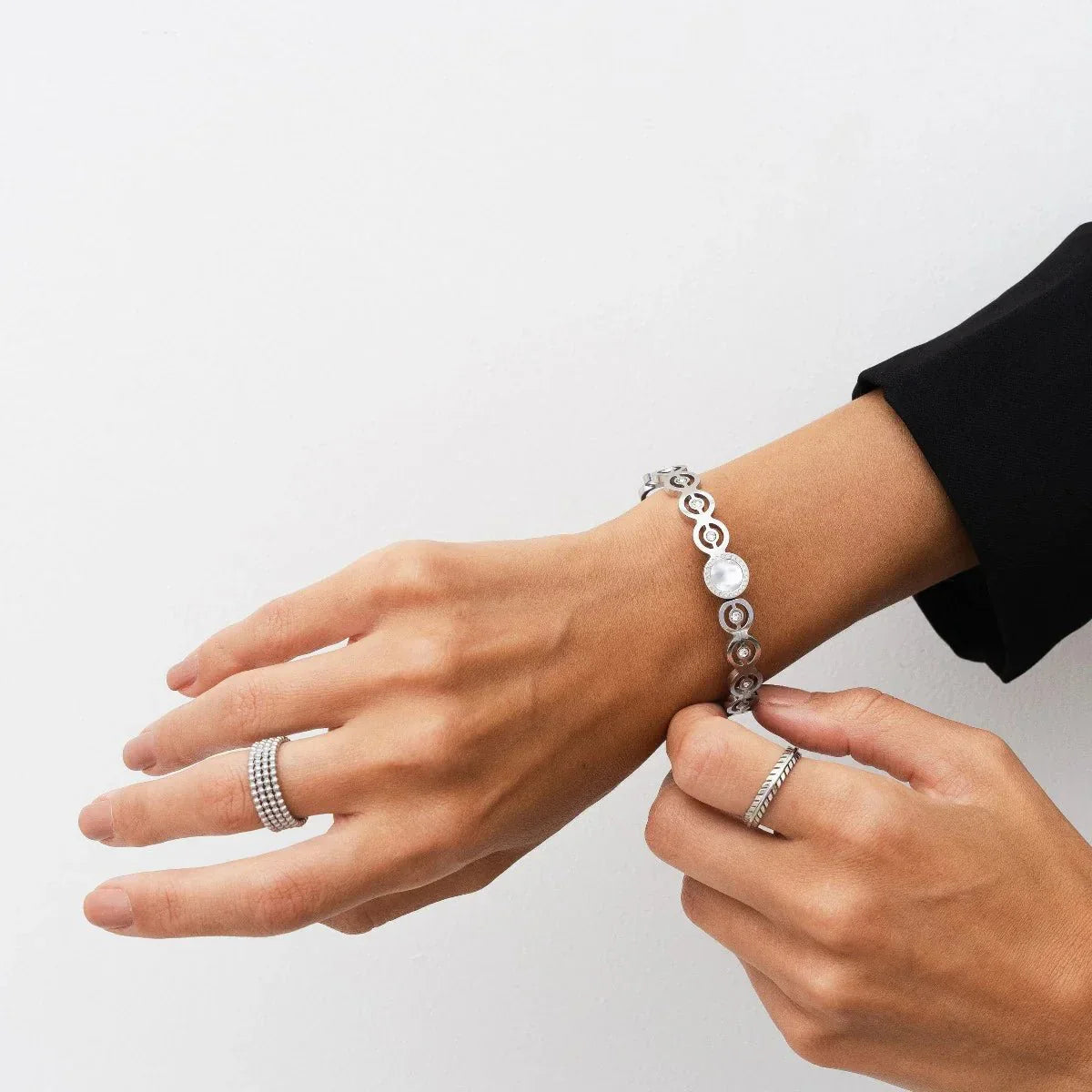 Olivia Bracelet with Cubic Zirconia Stone - Silver