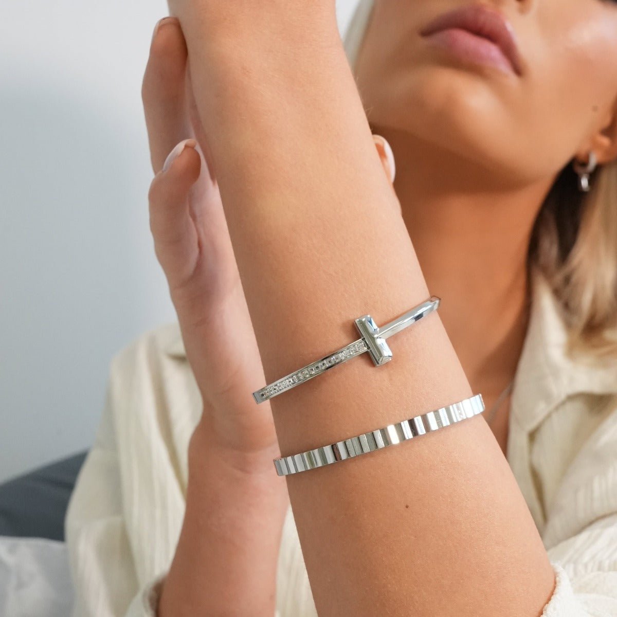 Elegance T-Bar Bracelet - Silver