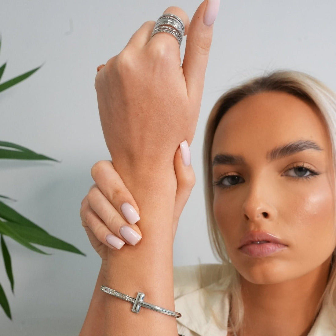 Elegance T-Bar Bracelet - Silver