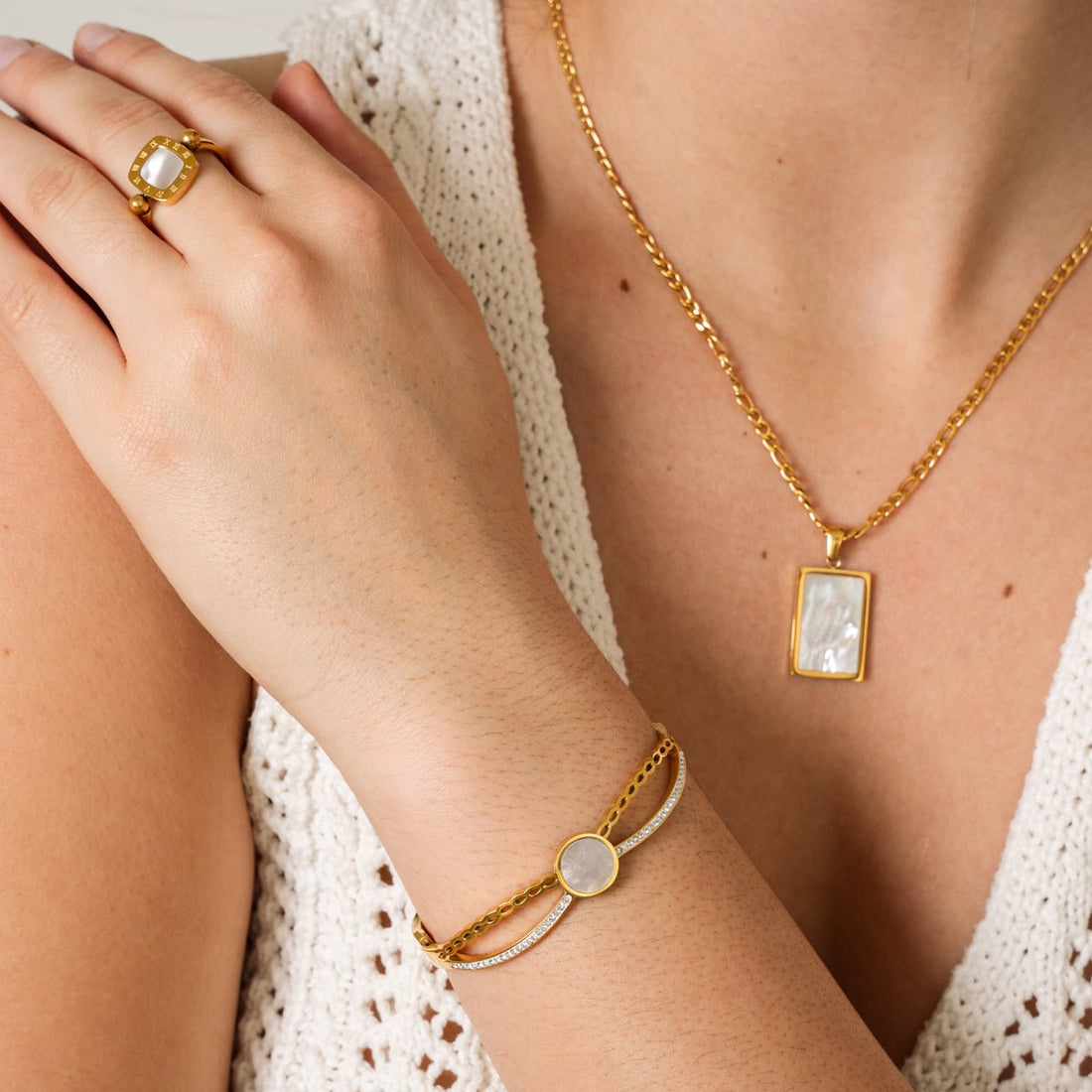 Venus Bracelet Plated in 18k Gold