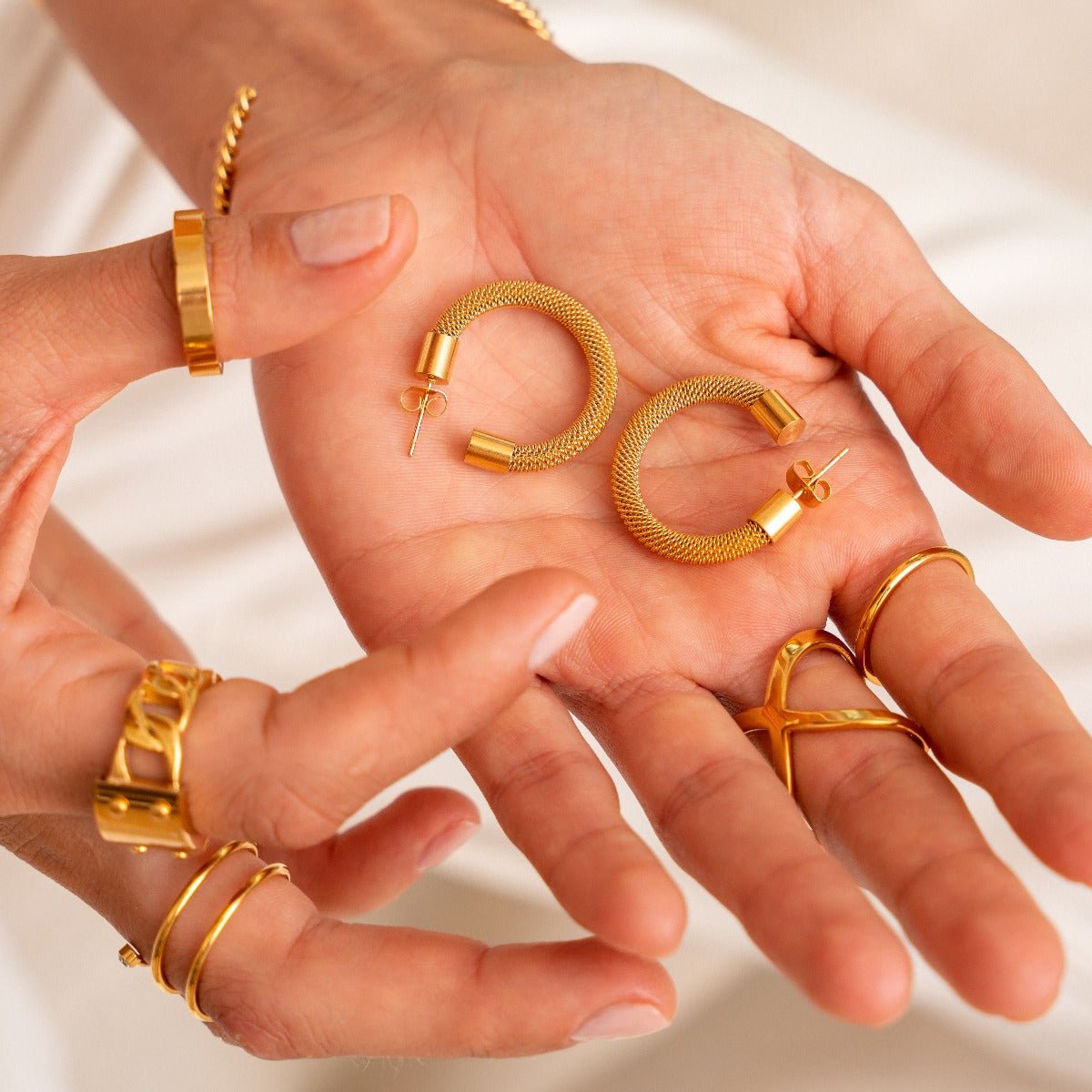 Isabella Mesh Hoop Earrings Plated in 18K Gold