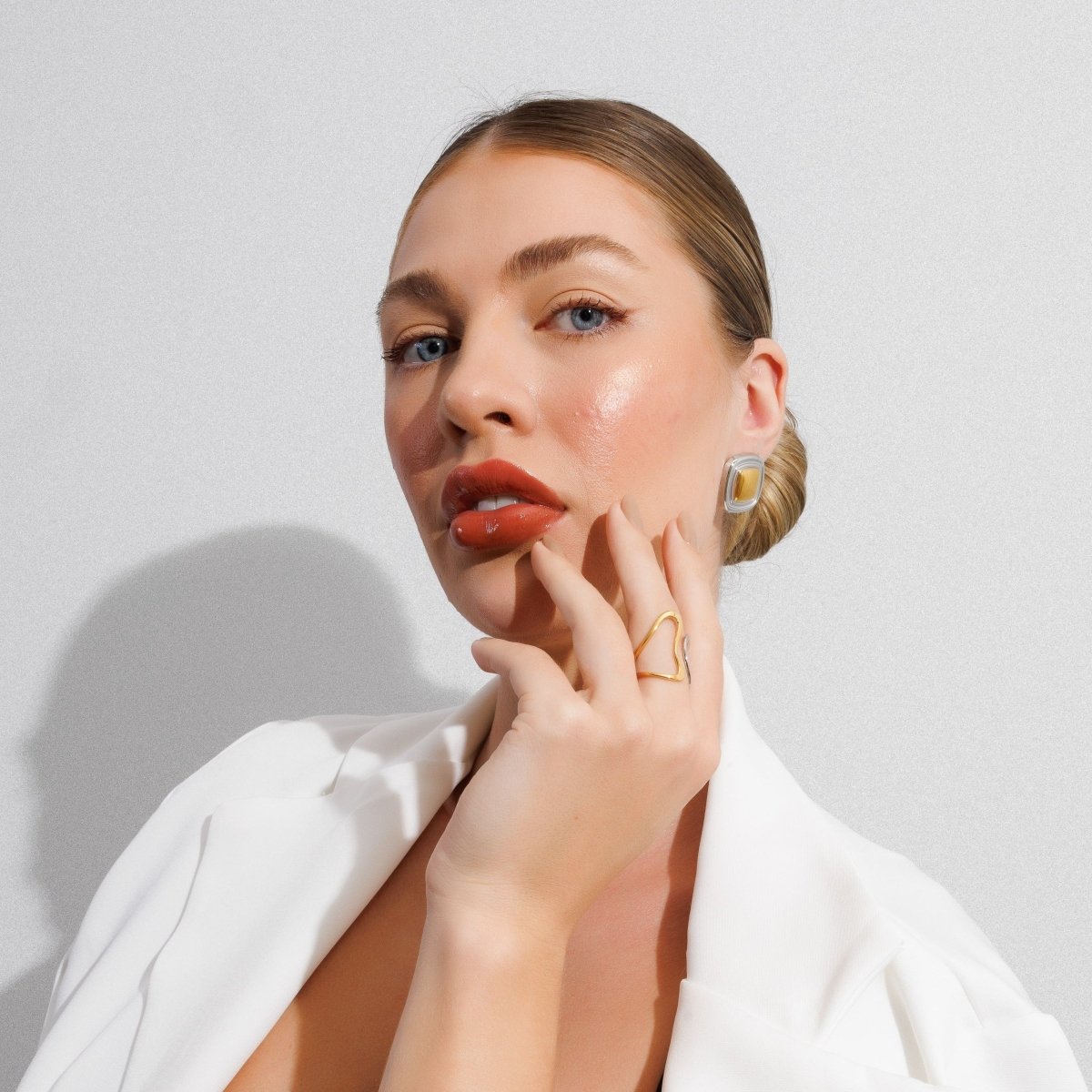 Lumière Square Earrings with a Mix of Gold and Silver Plating